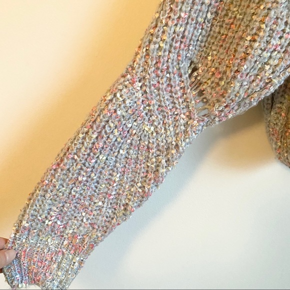 SOLD pastel sweater - Picture 2 of 6